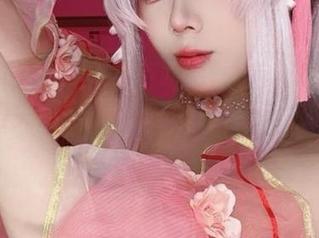 全套镂空的阿九从不咕咕(九言)让我压根舍不得关掉下载，心想到底是谁把我锁在这个屏幕里了？