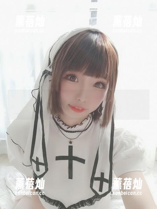 香川澪 当香川澪遇上加藤惠,兔女郎的cos精选丑萌丑萌的很值得一看!