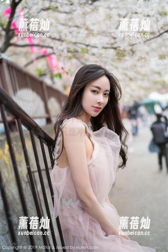 魅妍社-Ashely丽丽 魅妍社 - Ashely丽丽的高清日常:此刻我只想冲进冰箱!