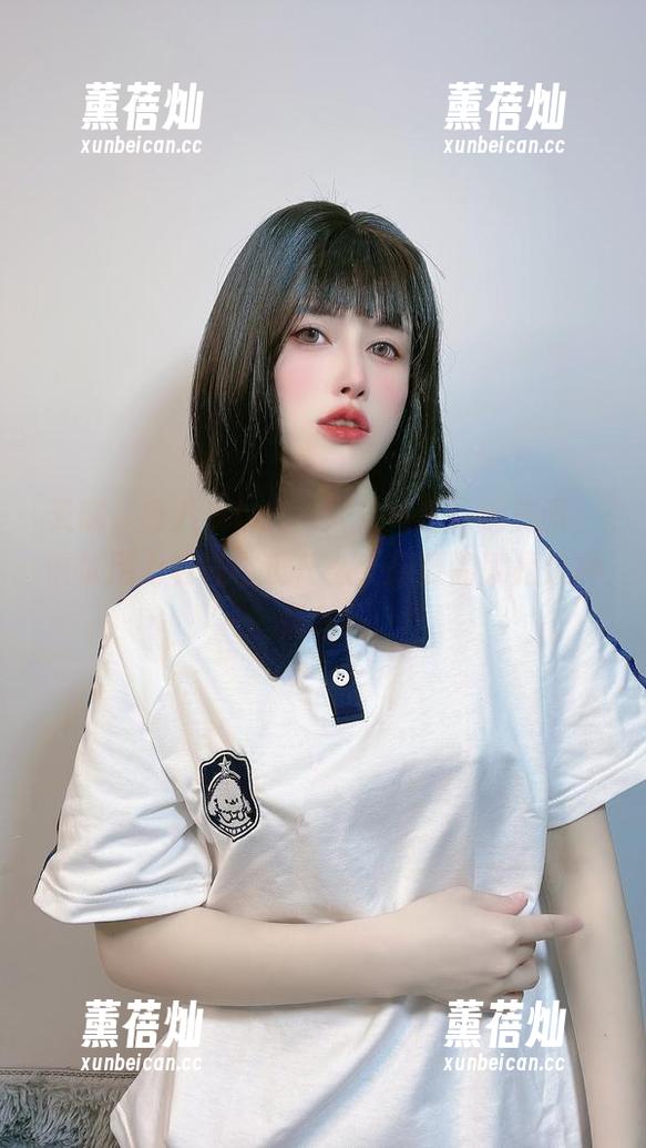 鹿八岁baby 天哪,鹿八岁baby又来一组泳池美图,偶尔用力吸气也没什么,想要的就是这种惬意!