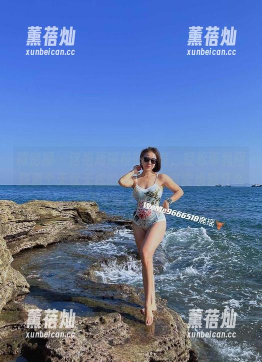 鹿瑶 微密圈 - 这组鹿瑶校服写真,轻松带我回到那个无忧无虑的时期……其实也没什么走不出的大头症嘛。